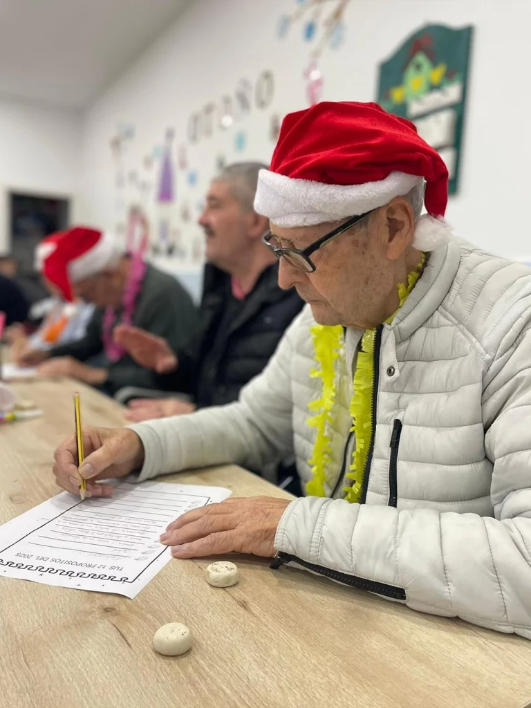 imagen de la celebración de la llegada del 2025 a la fundación eduardo gallardo