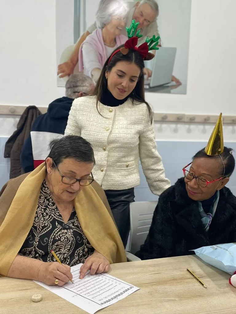 imagen de la celebración de la llegada del 2025 a la fundación eduardo gallardo