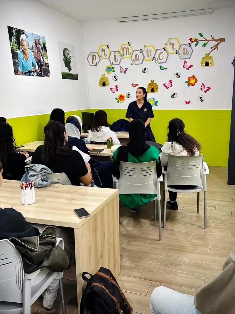 Imagen de la visita de los alumnos del grado de educación social de la facultad de granada